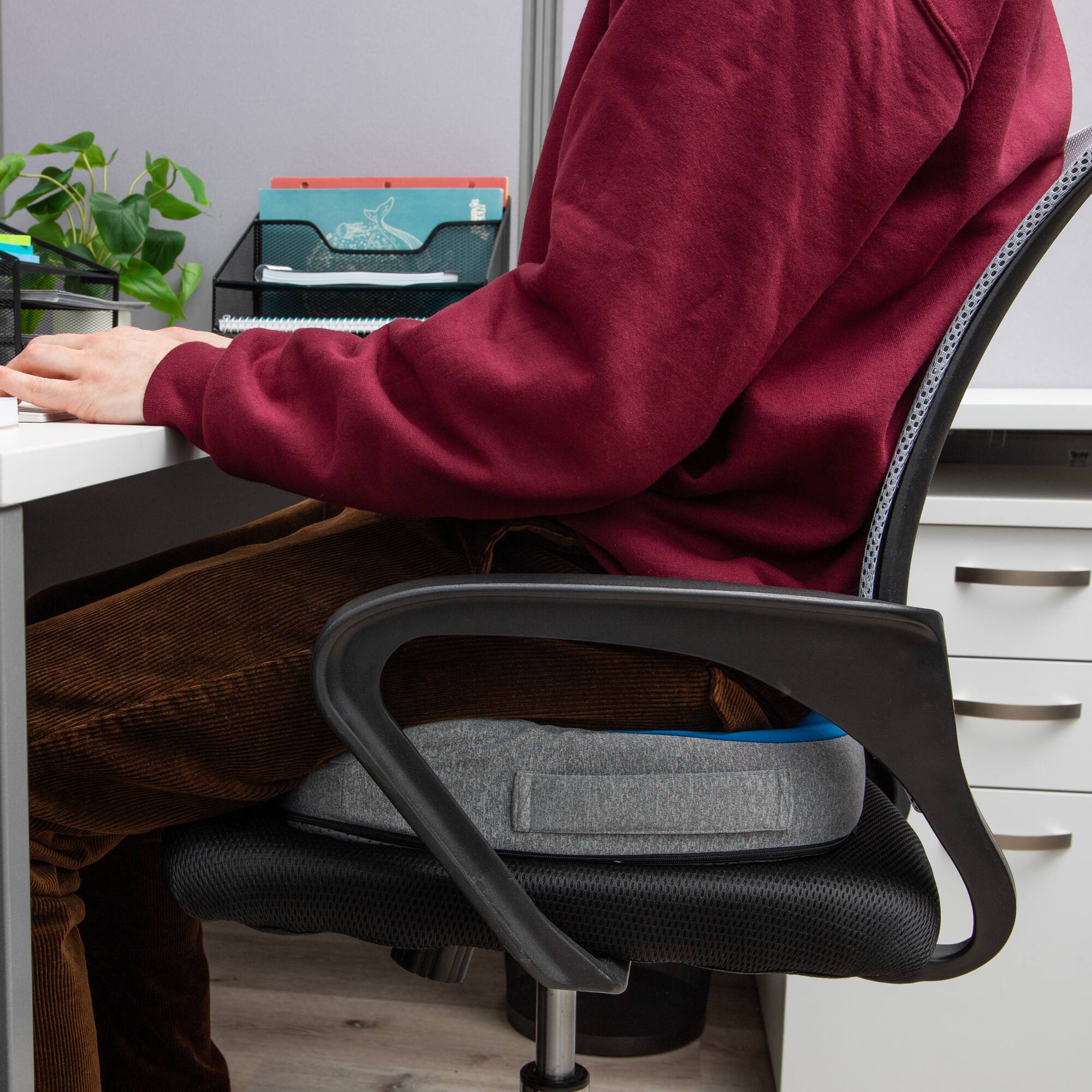 Mind Reader Harmony Collection Blue & Gray Memory Foam Ergonomic Seat Cushion